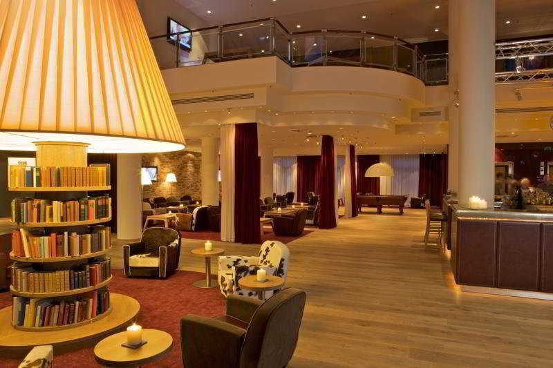 Отель Pentahotel 4*