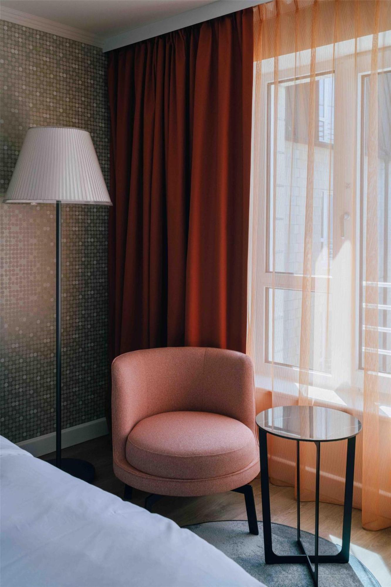 Pentahotel Hotel 4*