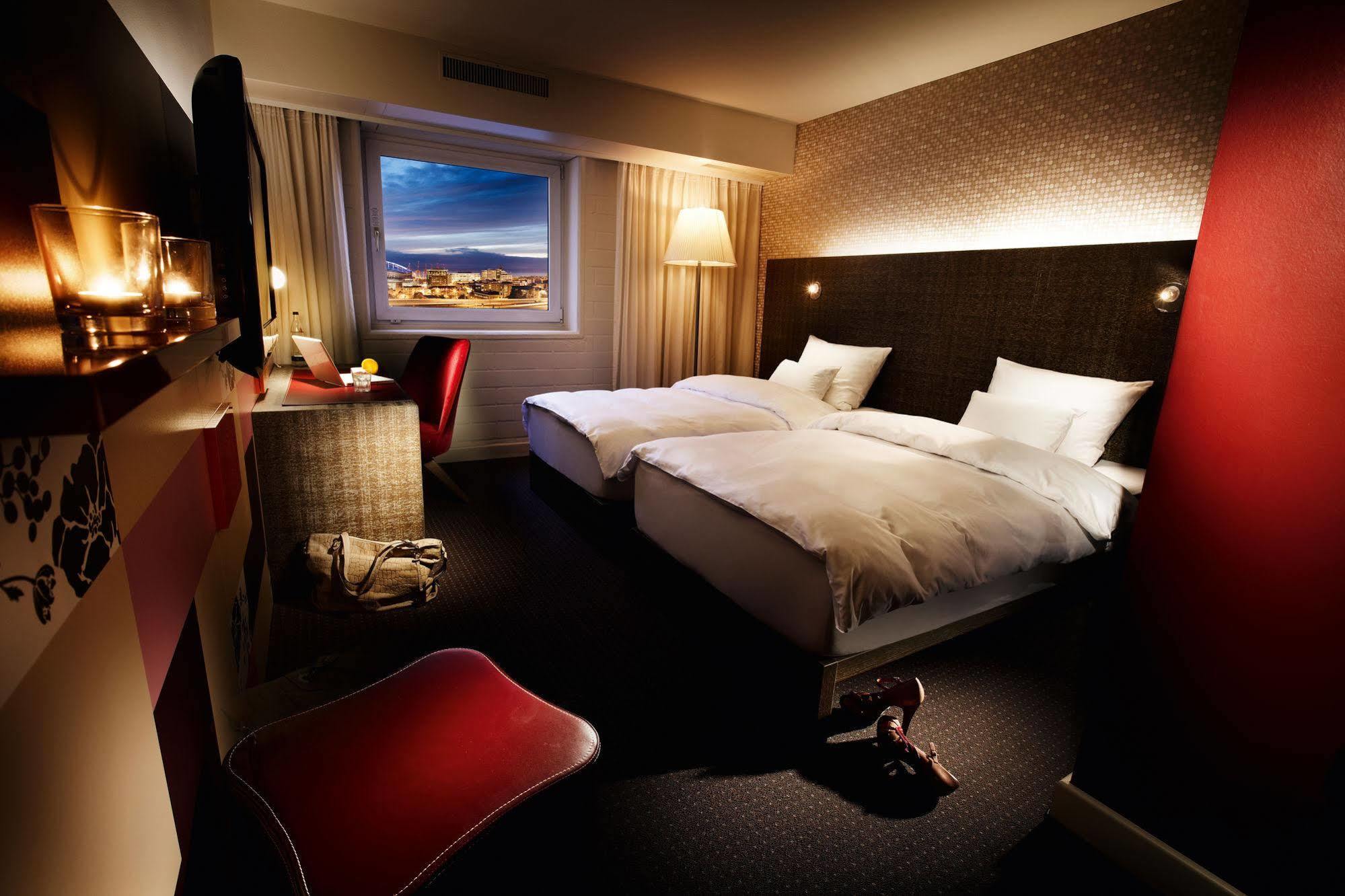 Hotel Pentahotel 4*